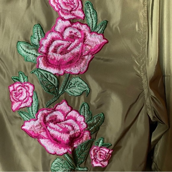 Gorgeous Floral Embroidered Bomber Jacket - Picture 3 of 7